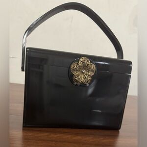 VINTAGE 1950'S WILARDY GRAY PEARL FLOWER FILLIGREE CURVED HANDLE LUCITE PURSE